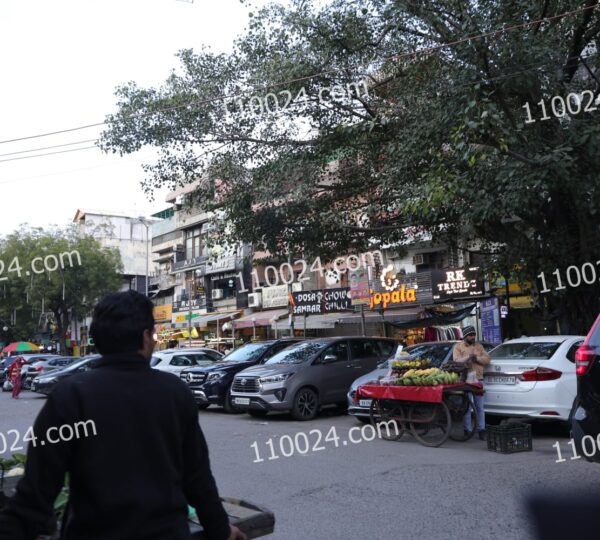 Amar Colony Market 8