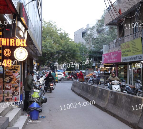 Amar Colony Market 9