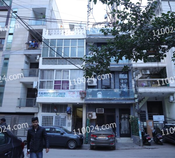 Dayanand Colony (Block A - C) 18