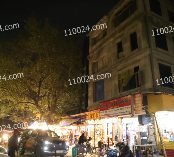Defence Colony C Block Market 19