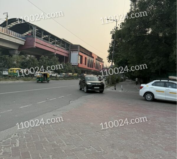 Circle Rates in 110024: What Defence Colony and Lajpat Nagar Buyers Actually Pay