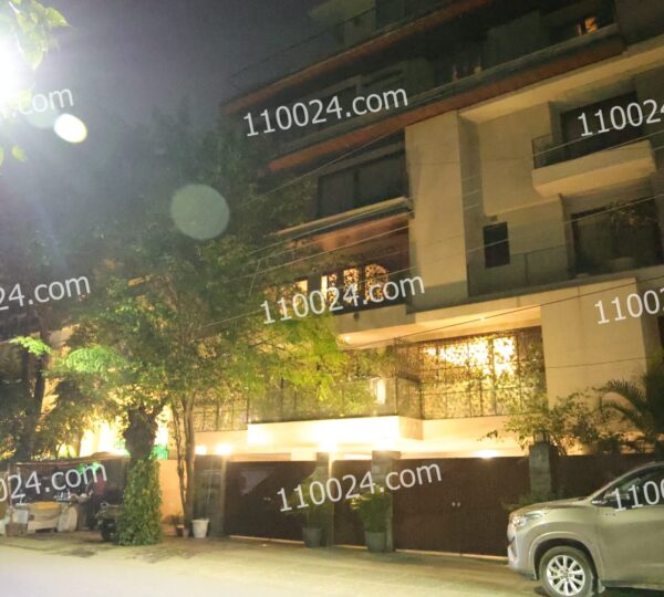Defence Colony (Block A - E) 52