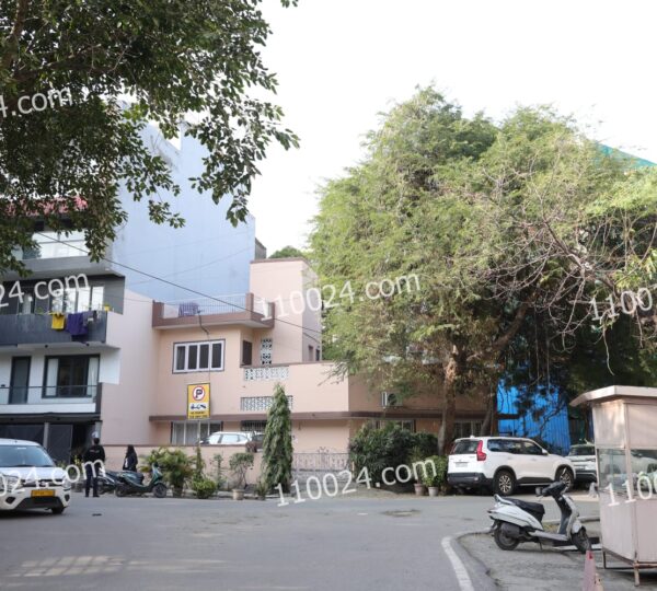 Lajpat Nagar 3 (Block A - M) 7